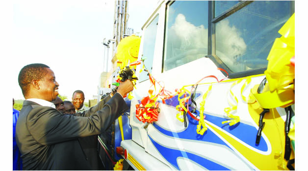 •PRESIDENT Edgar Lungu commissioning the drilling of boreholes in Luano District of Central Province. This was yesterday on his continued tour of development projects. Picture by SALIM HENRY/STATE HOUSE