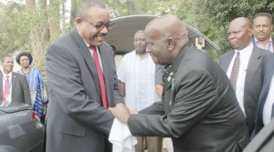 •Ethiopian Prime Minister Mr Hailemariam Dessalegn (left) bids farewell to first Republican President Kenneth Kaunda after calling on him at his office in Kabulonga, Lusaka yesterday.  Picture by GOODSON LUPIYA/ZANIS